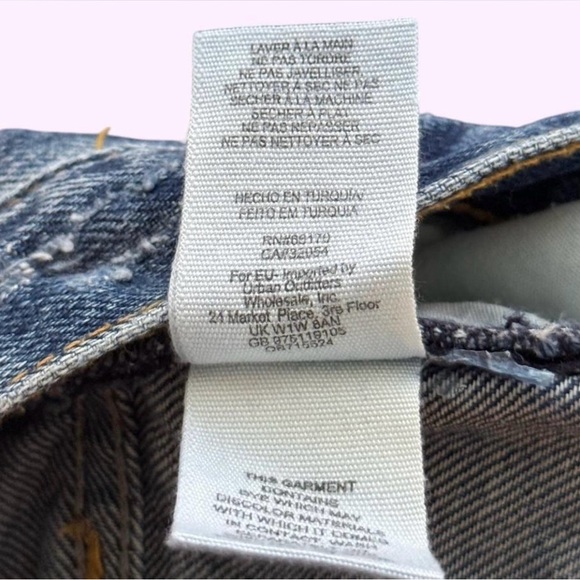 Rare Free People - Size 28 - Rhinestone Embellished Denim Shorts - 100% Cotton - Picture 6 of 6